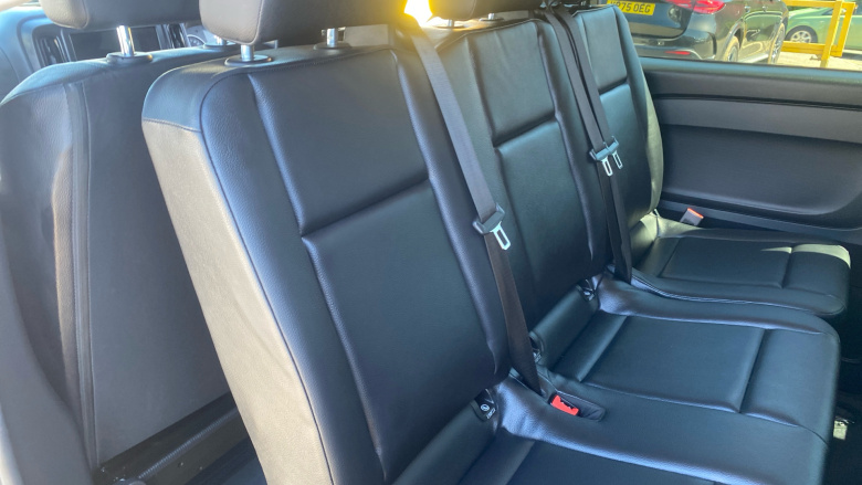 Mercedes-Benz Vito Tourer L3 Diesel Rwd 114 CDI Pro 9-Seater 9G-Tronic